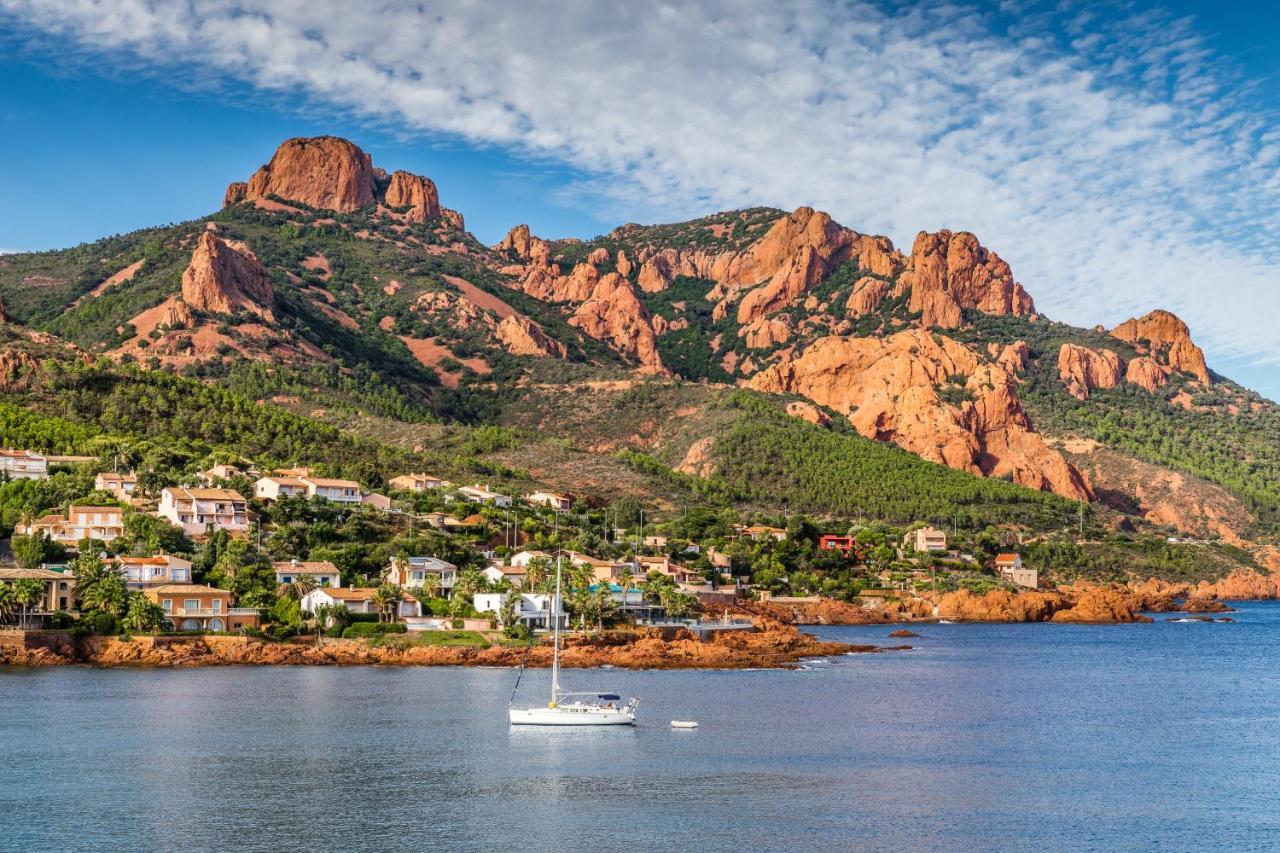 Agay Cap Esterel Village Allee Fleurs - F2 Clim Vue Golf Et Mer - Grande Terrasse Plein Sud Saint-Raphaël Zewnętrze zdjęcie