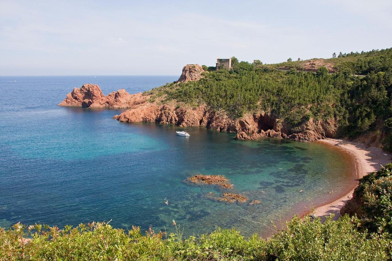 Agay Cap Esterel Village Allee Fleurs - F2 Clim Vue Golf Et Mer - Grande Terrasse Plein Sud Saint-Raphaël Zewnętrze zdjęcie