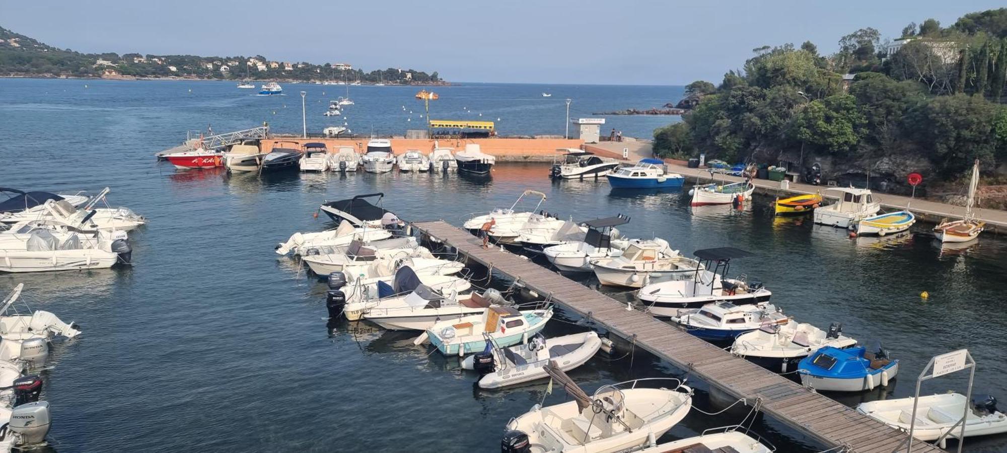 Agay Cap Esterel Village Allee Fleurs - F2 Clim Vue Golf Et Mer - Grande Terrasse Plein Sud Saint-Raphaël Zewnętrze zdjęcie