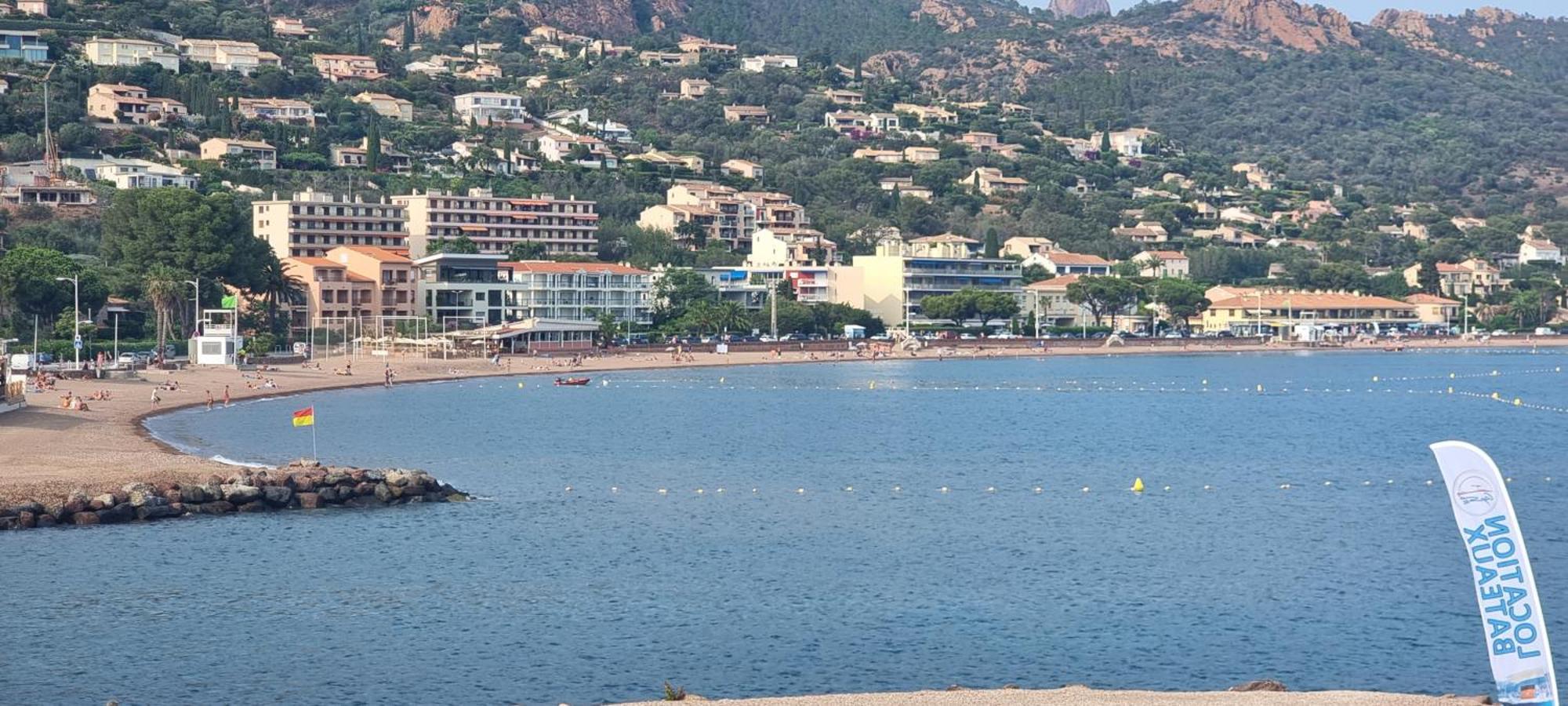 Agay Cap Esterel Village Allee Fleurs - F2 Clim Vue Golf Et Mer - Grande Terrasse Plein Sud Saint-Raphaël Zewnętrze zdjęcie