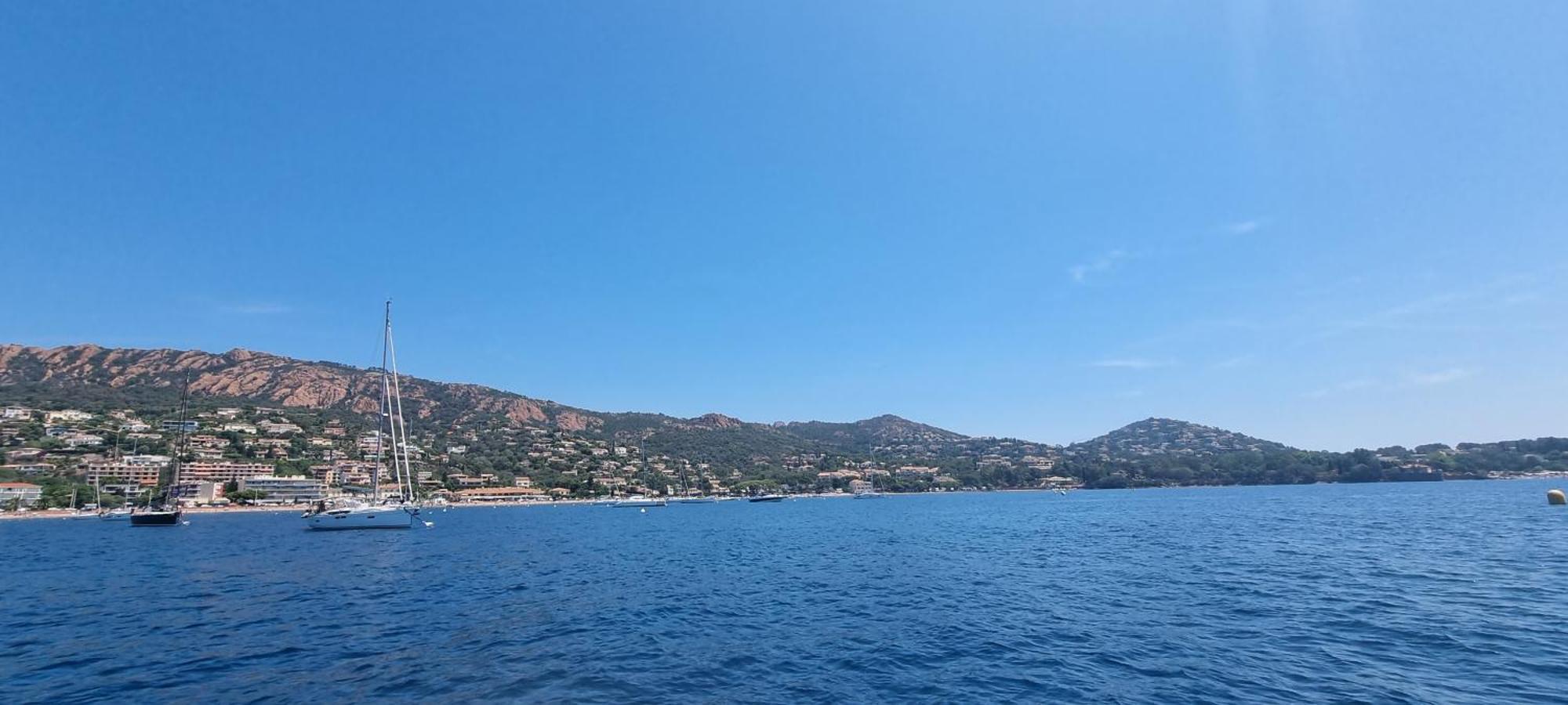 Agay Cap Esterel Village Allee Fleurs - F2 Clim Vue Golf Et Mer - Grande Terrasse Plein Sud Saint-Raphaël Zewnętrze zdjęcie