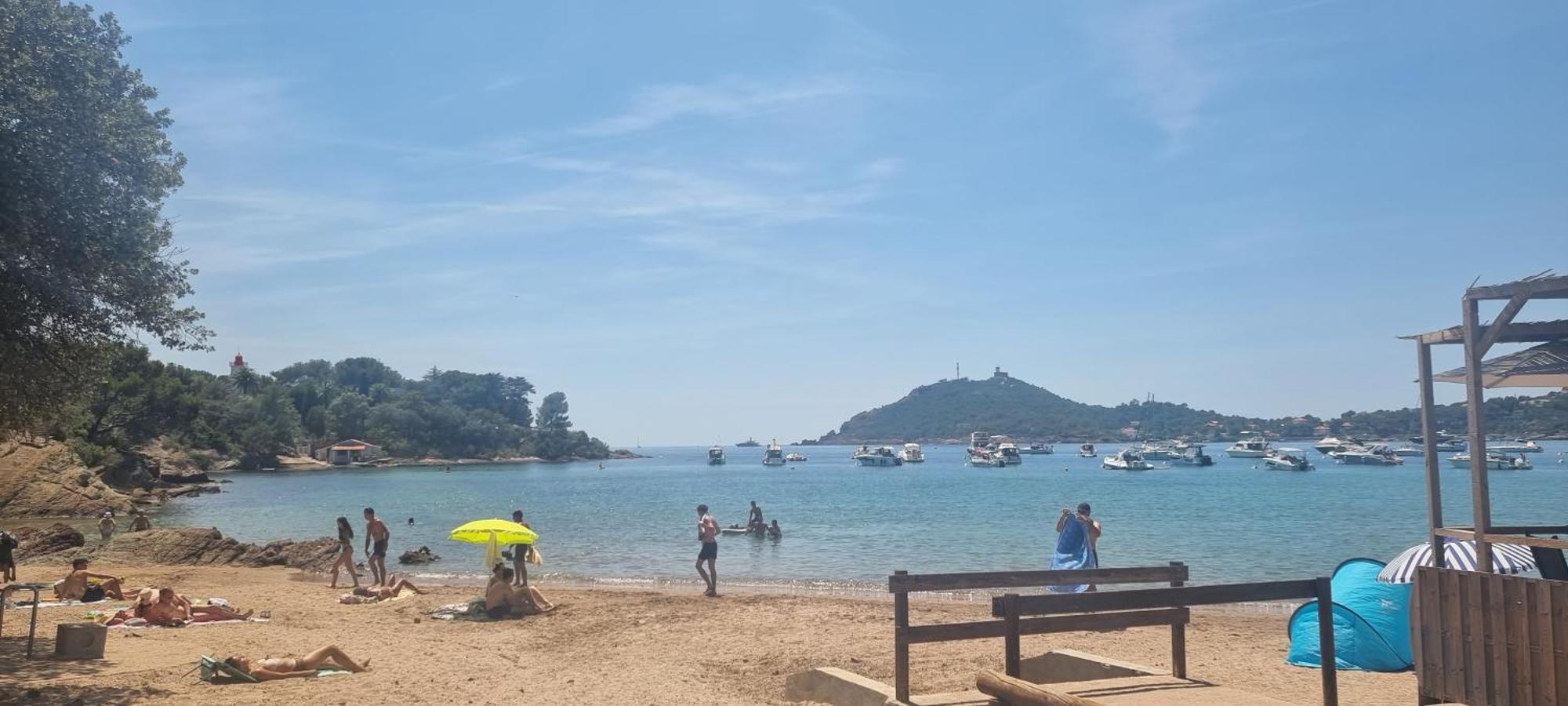 Agay Cap Esterel Village Allee Fleurs - F2 Clim Vue Golf Et Mer - Grande Terrasse Plein Sud Saint-Raphaël Zewnętrze zdjęcie
