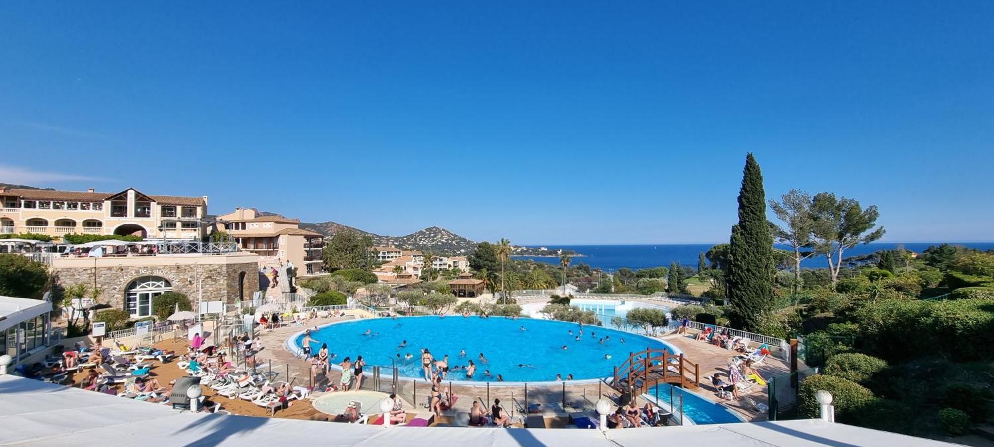 Agay Cap Esterel Village Allee Fleurs - F2 Clim Vue Golf Et Mer - Grande Terrasse Plein Sud Saint-Raphaël Zewnętrze zdjęcie