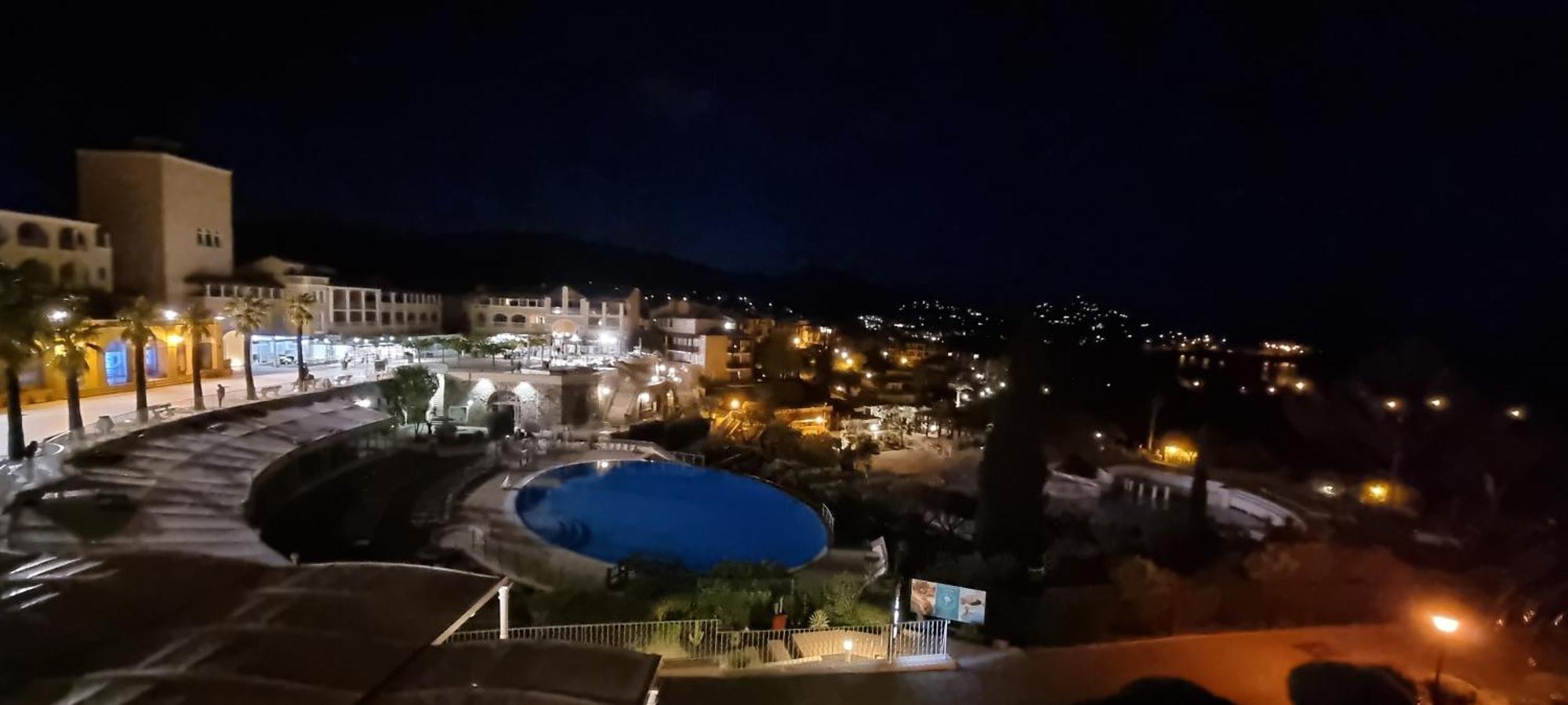 Agay Cap Esterel Village Allee Fleurs - F2 Clim Vue Golf Et Mer - Grande Terrasse Plein Sud Saint-Raphaël Zewnętrze zdjęcie